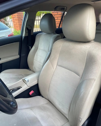 Toyota Avensis cena 42800 przebieg: 164000, rok produkcji 2012 z Błonie małe 92